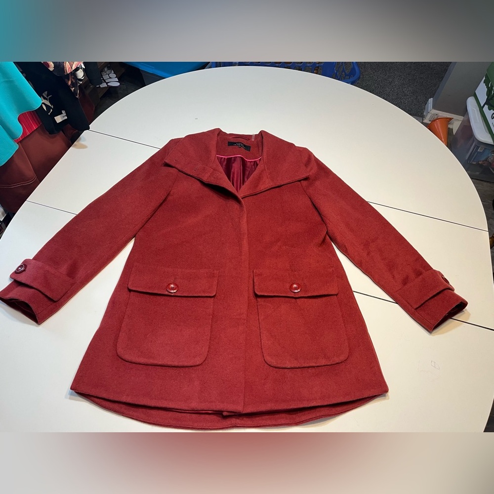 Trina Turk 12P burgundy burnt red pea coat
